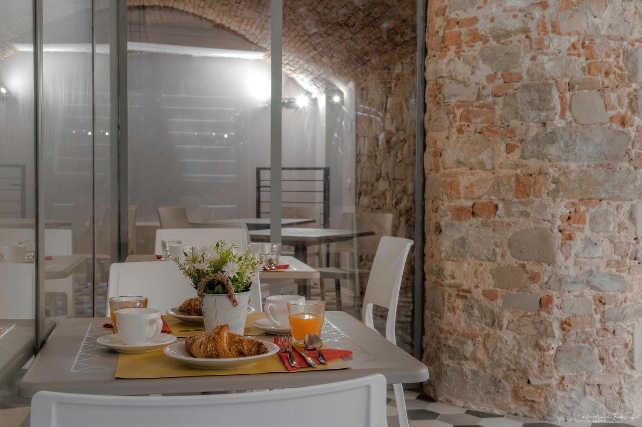Cosmos 3* Florencia