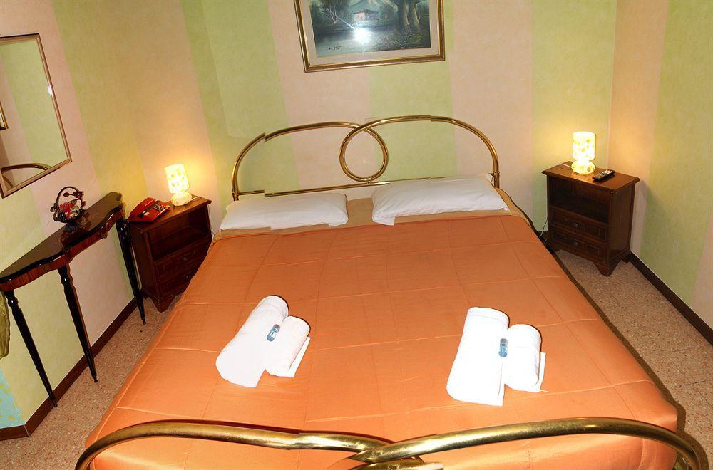 Cosmos Hotel Florencia